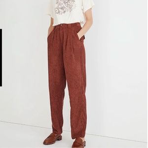 Madewell  CORDUROY HIGH-RISE TAPERED PANTS. Dusty Redwood. Size 4.